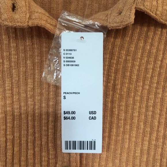 Urban Outfitters Button Down Shirt - Picture 5 of 5